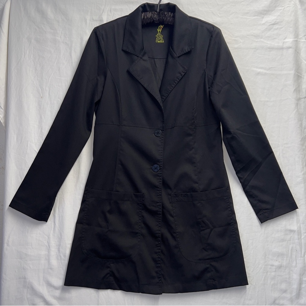 Vivi Chic Lab Coat